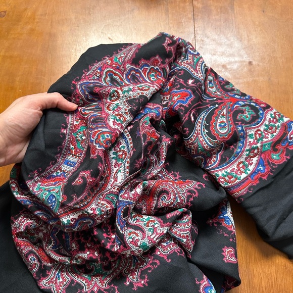 Beautiful Norma Dori Vintage large scarf - Picture 4 of 5